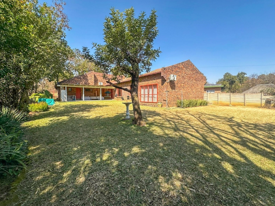 3 Bedroom Property for Sale in Meerhof North West